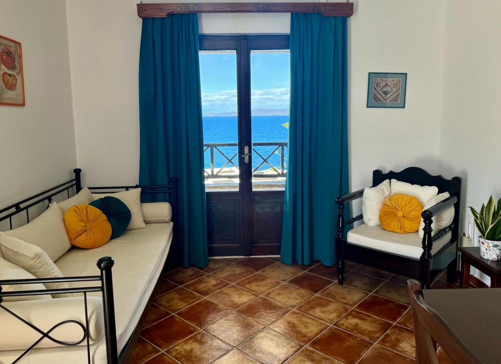 Syrou Lotos Studios & Apartments (Adults Only) Kini Exterior foto