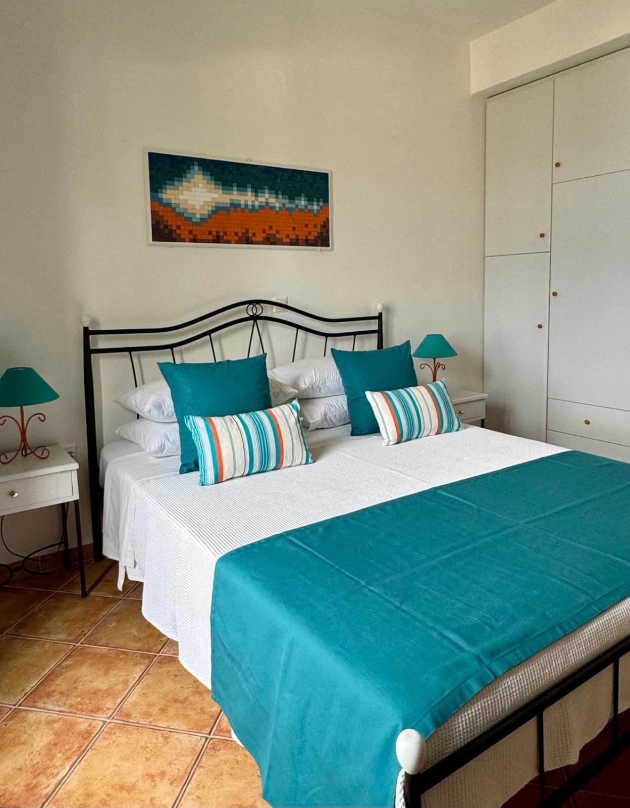 Syrou Lotos Studios & Apartments (Adults Only) Kini Habitación foto