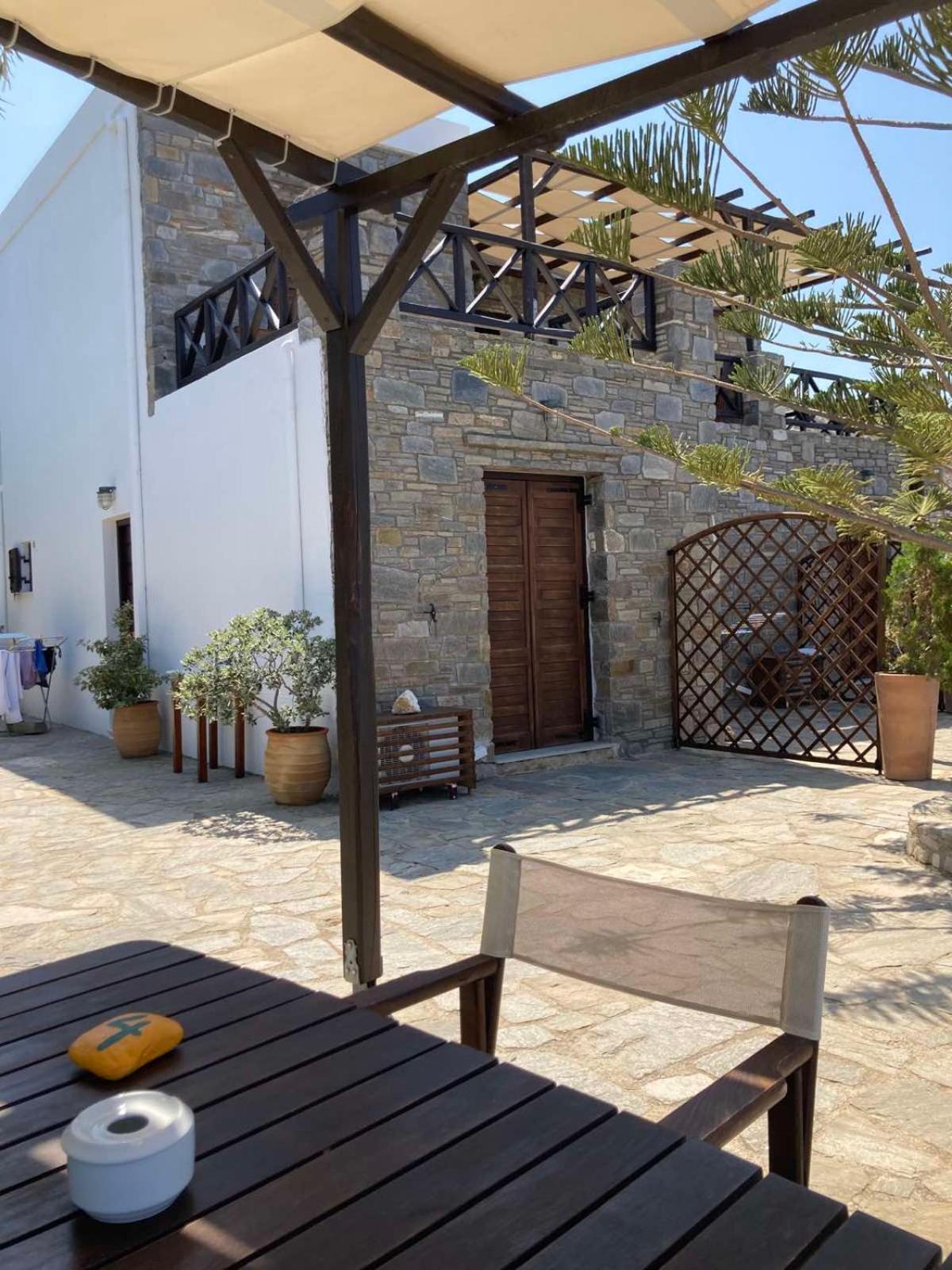Syrou Lotos Studios & Apartments (Adults Only) Kini Habitación foto